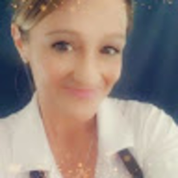 lindsnicole8282